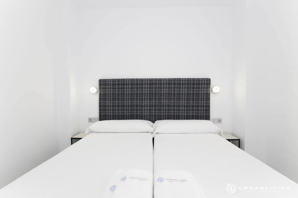 Urbanliving Gran Capitan Apartment กรานาดา ภายนอก รูปภาพ